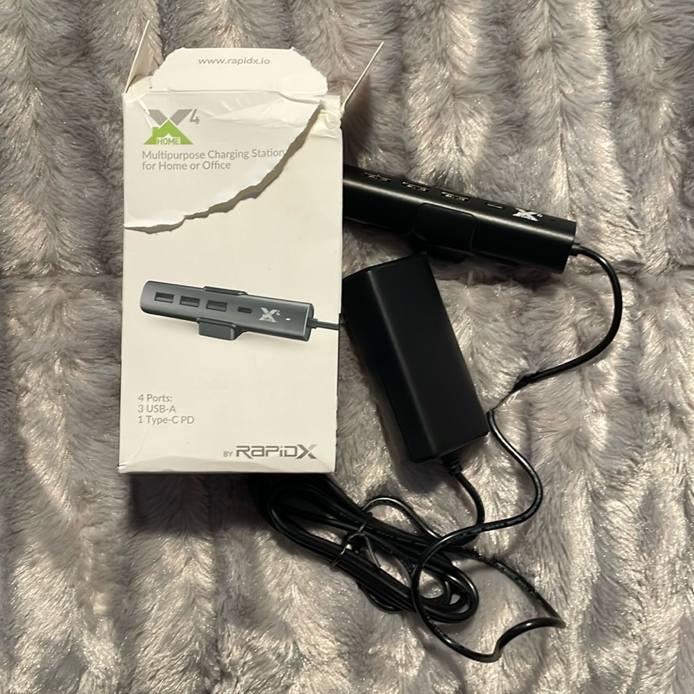 Multipurpose charging station nwt
